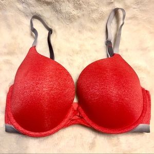 Victoria’s Secret perfect shape bra